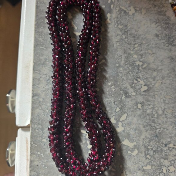 Black Cherry Garnet Beaded Long Necklace 30" 119 Grams - Picture 15 of 15